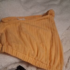 Women’s Ribbed One-Shoulder Crop Top in Peach